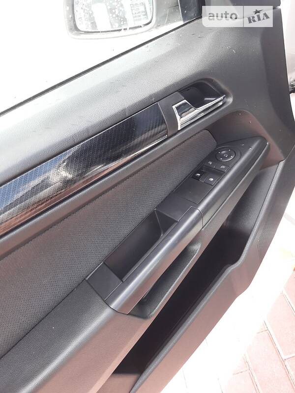 Универсал Opel Astra 2005 в Сарнах