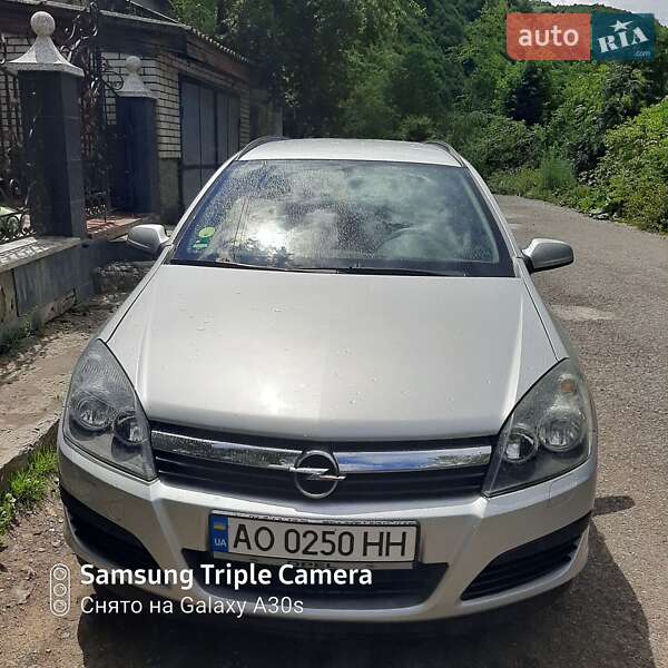 Универсал Opel Astra 2007 в Ивано-Франковске