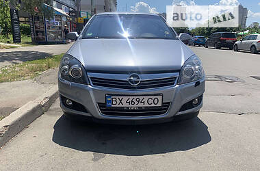 Хетчбек Opel Astra 2009 в Києві