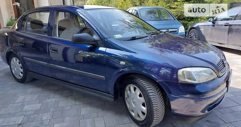 Седан Opel Astra 1999 в Бахмаче