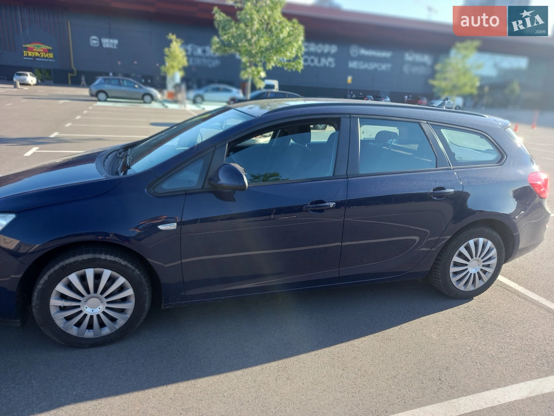 2010 Opel Astra - мініатюра 9