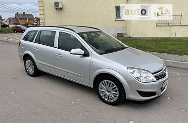 Універсал Opel Astra 2008 в Києві