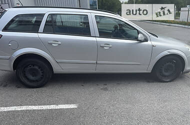 Универсал Opel Astra 2007 в 