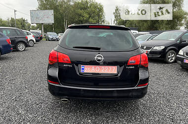 Універсал Opel Astra 2011 в Старокостянтинові