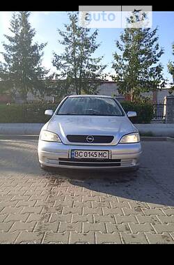 Хетчбек Opel Astra 2000 в Новояворівську