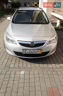 Минивэн Opel Astra 2011 в Косове