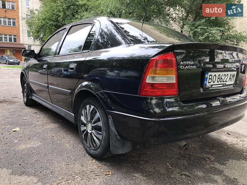 Седан Opel Astra 2008 в Луцке