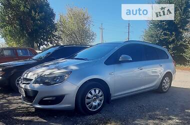 Универсал Opel Astra 2014 в 