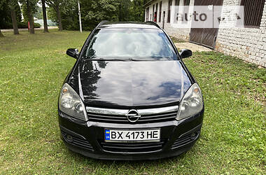 Універсал Opel Astra 2006 в Новій Ушиці