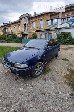 Хэтчбек Opel Astra 2001 в Одессе