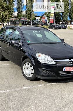 Универсал Opel Astra 2007 в 