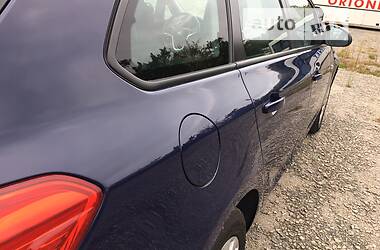 Універсал Opel Astra 2013 в 