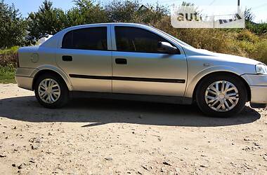 Седан Opel Astra 2001 в Гайвороні