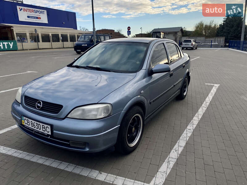 Opel Astra 2004