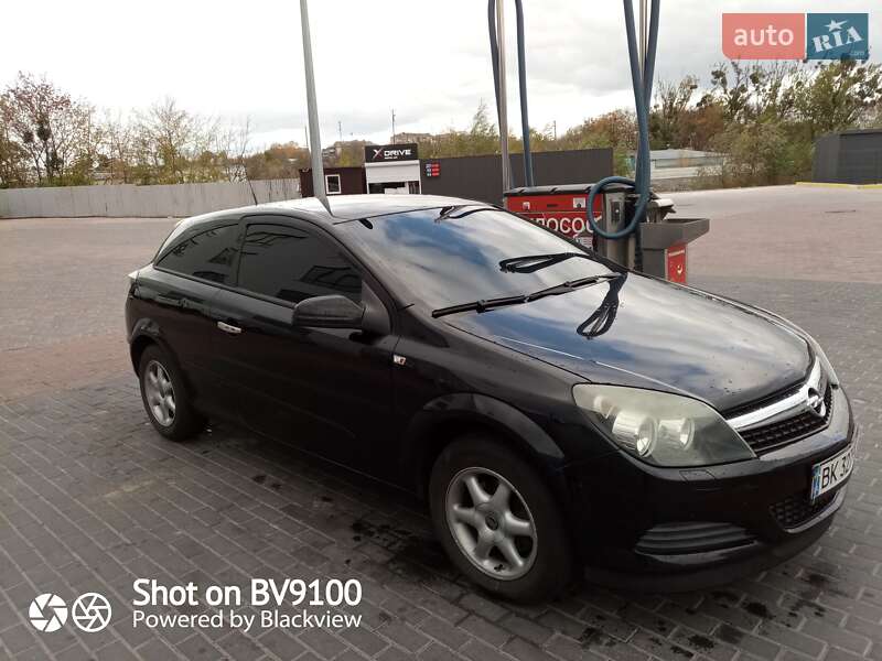 Хэтчбек Opel Astra 2008 в Ровно