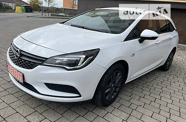 Универсал Opel Astra 2016 в Ивано-Франковске