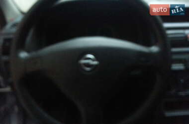Хетчбек Opel Astra 2000 в 