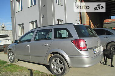 Універсал Opel Astra 2008 в Івано-Франківську