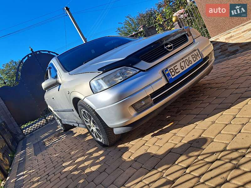 Седан Opel Astra 2007 в Баштанке