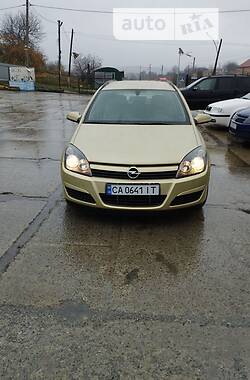 Универсал Opel Astra 2004 в Городище