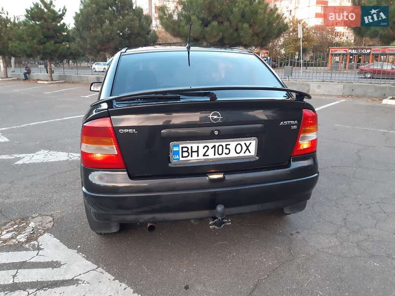 Хэтчбек Opel Astra 1999 в Одессе