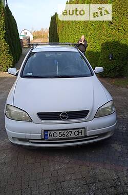 Универсал Opel Astra 2002 в Шацке