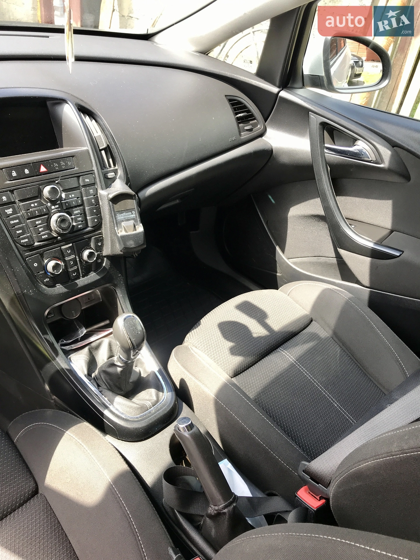 2010 Opel Astra - мініатюра 2