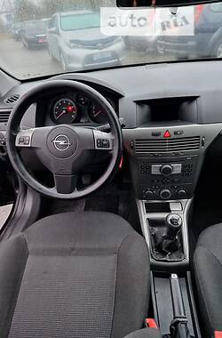 Хетчбек Opel Astra 2005 в Миколаєві