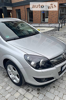 Універсал Opel Astra 2009 в Коломиї