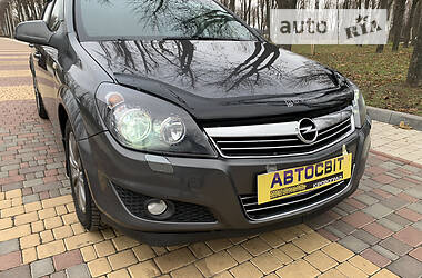 Универсал Opel Astra 2010 в Кропивницком