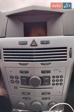Универсал Opel Astra 2009 в 