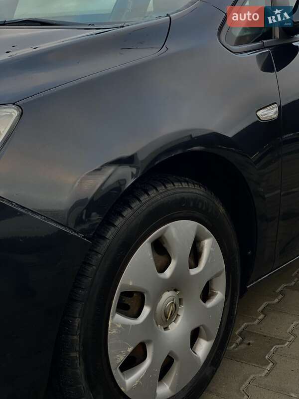 Универсал Opel Astra 2012 в Ужгороде фото 2 Универсал Opel Astra 2012 в Ужгороде