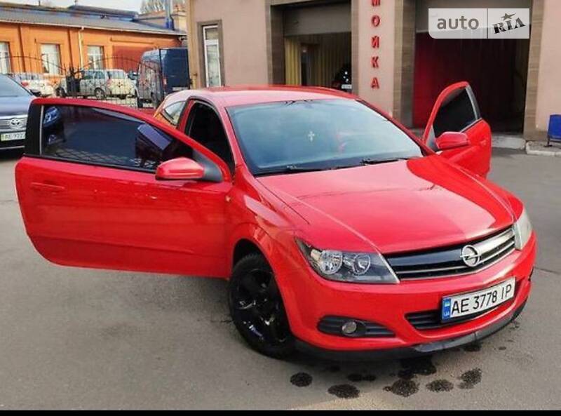 Хэтчбек Opel Astra 2006 в Кривом Роге