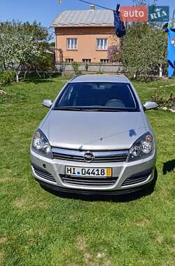 Універсал Opel Astra 2005 в Івано-Франківську