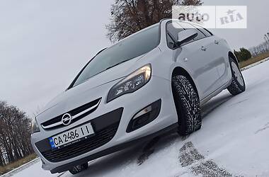 Універсал Opel Astra 2015 в Умані