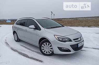 Універсал Opel Astra 2015 в Умані