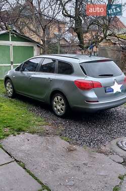 Універсал Opel Astra 2011 в 