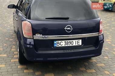 Универсал Opel Astra 2008 в 