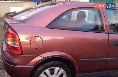 Седан Opel Astra 2001 в Кременце