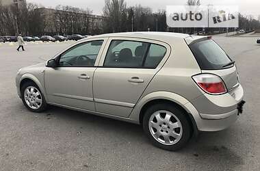 Хетчбек Opel Astra 2007 в Запоріжжі