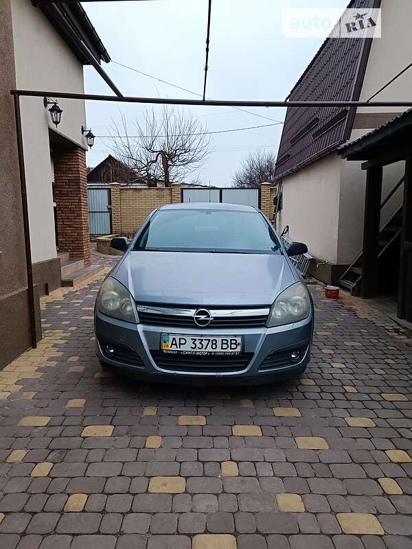 Хэтчбек Opel Astra 2007 в Запорожье