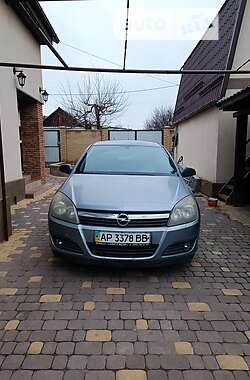 Хэтчбек Opel Astra 2007 в Запорожье