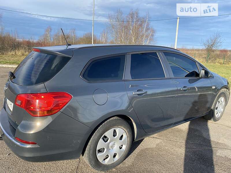 Opel Astra 2014