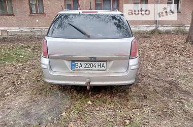 Универсал Opel Astra 2004 в Александровке