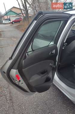 Универсал Opel Astra 2015 в 
