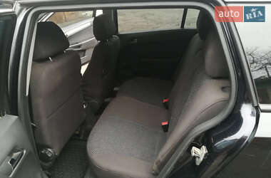 Универсал Opel Astra 2006 в Гадяче