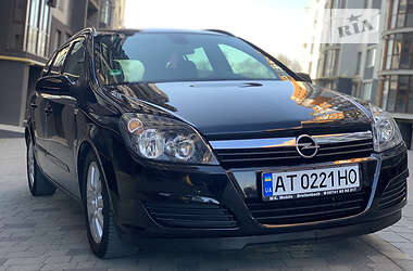 Универсал Opel Astra 2005 в Ивано-Франковске