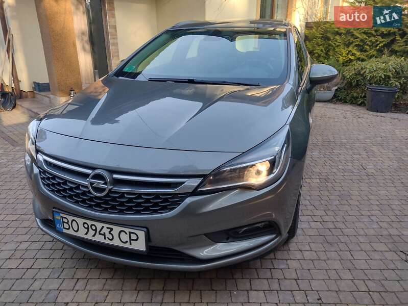 Opel Astra 2016