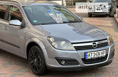 Универсал Opel Astra 2005 в Ивано-Франковске