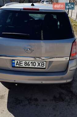 Універсал Opel Astra 2007 в Павлограді